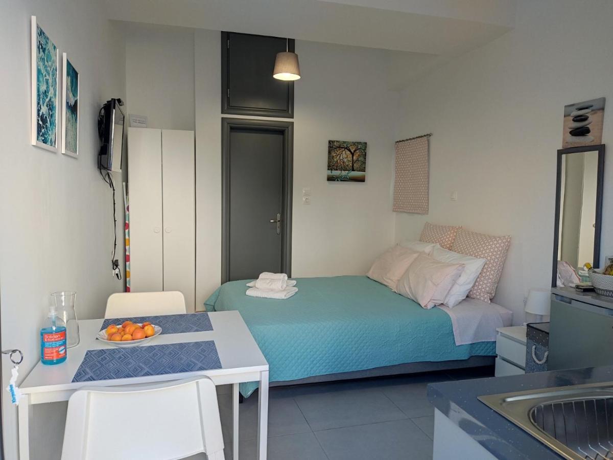 Finiki Seaside Apartment Luaran gambar