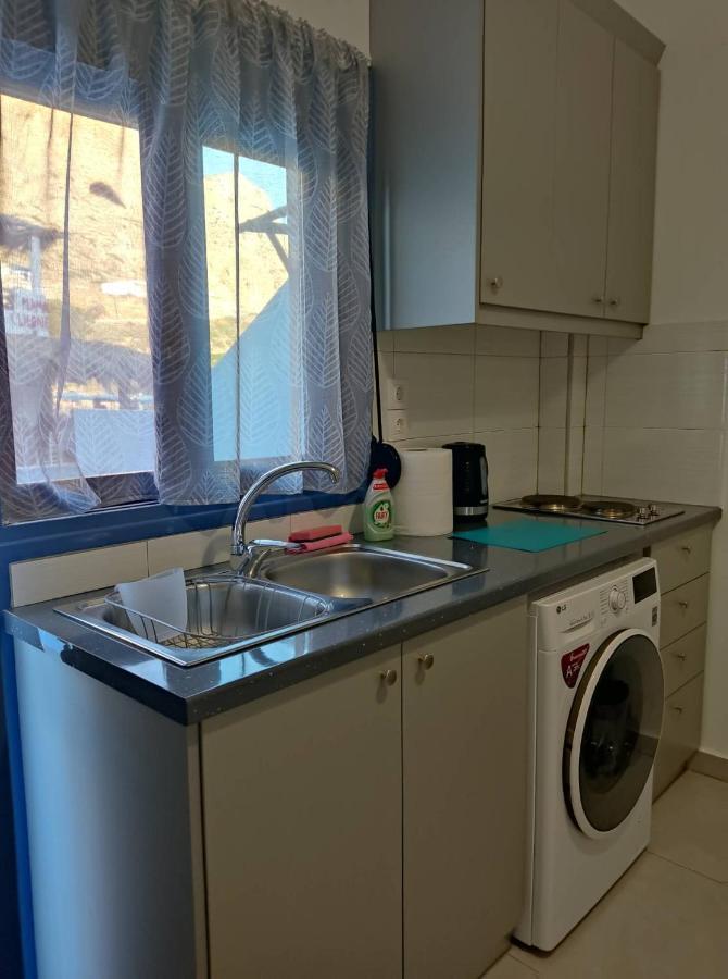 Finiki Seaside Apartment Luaran gambar