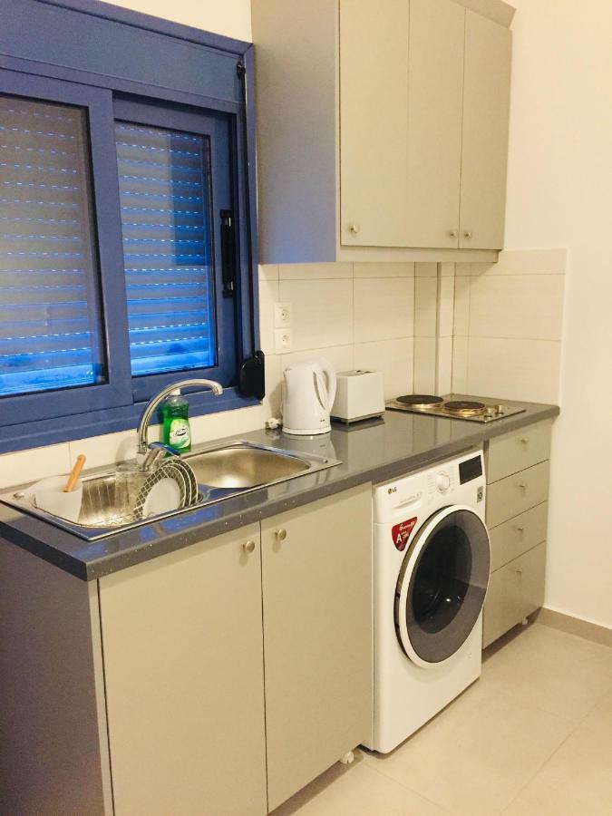Finiki Seaside Apartment Luaran gambar
