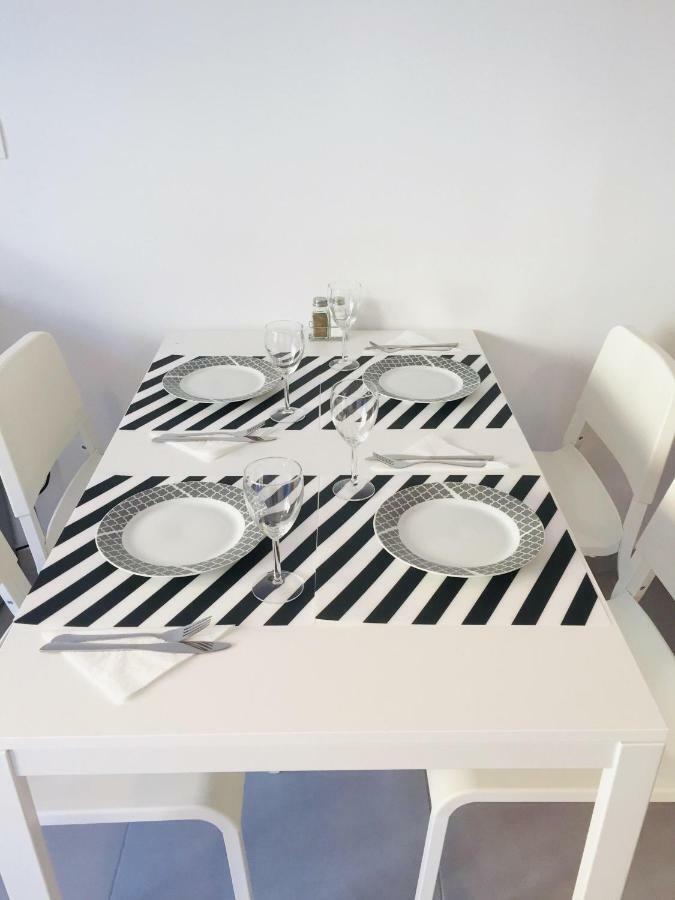 Finiki Seaside Apartment Luaran gambar